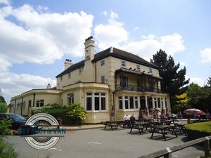 Snaresbrook-pub