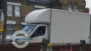 Aldgate-moving-truck